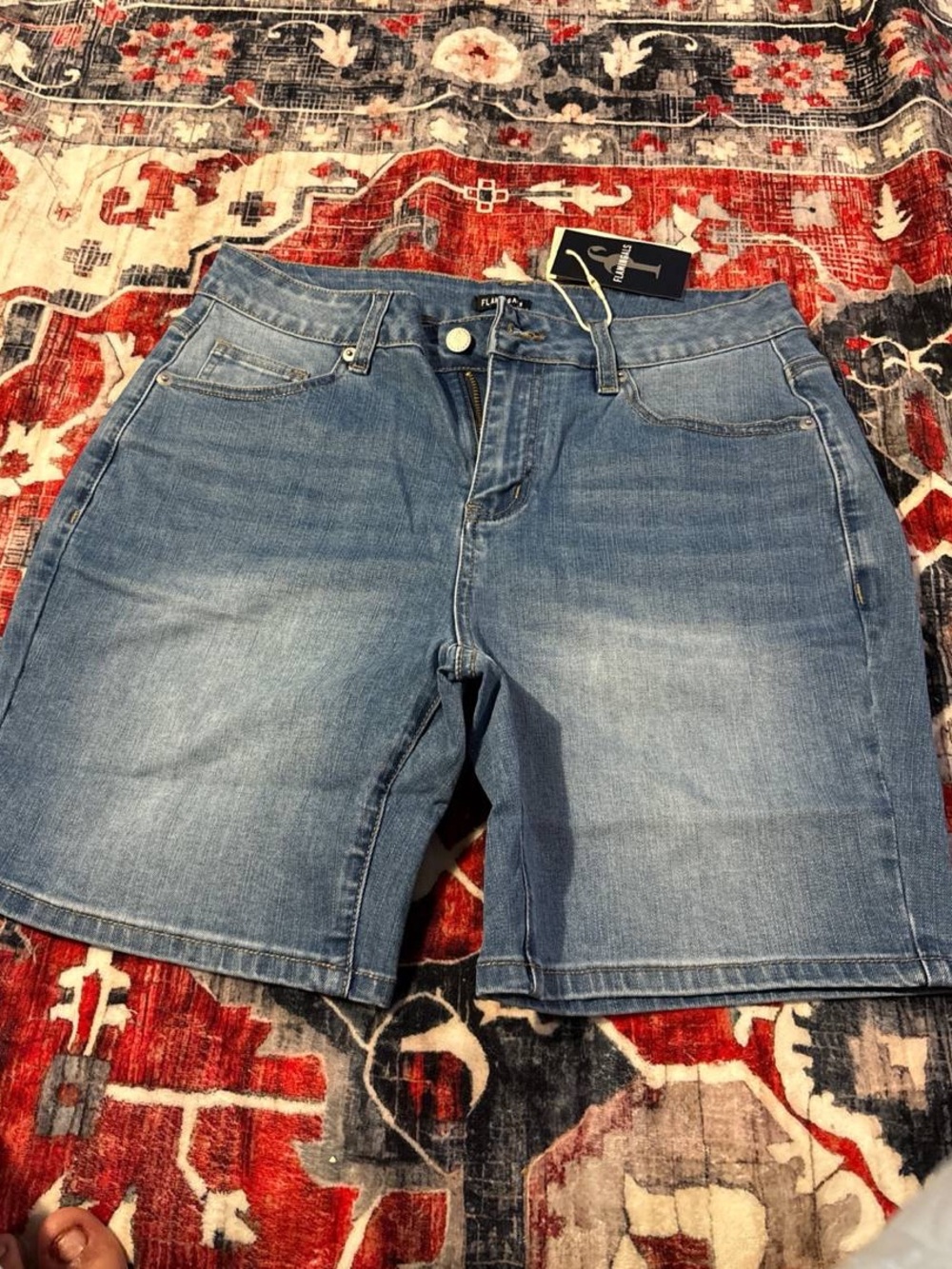 Flamingals back flap pocket stretchy denim shorts size L PS9-9